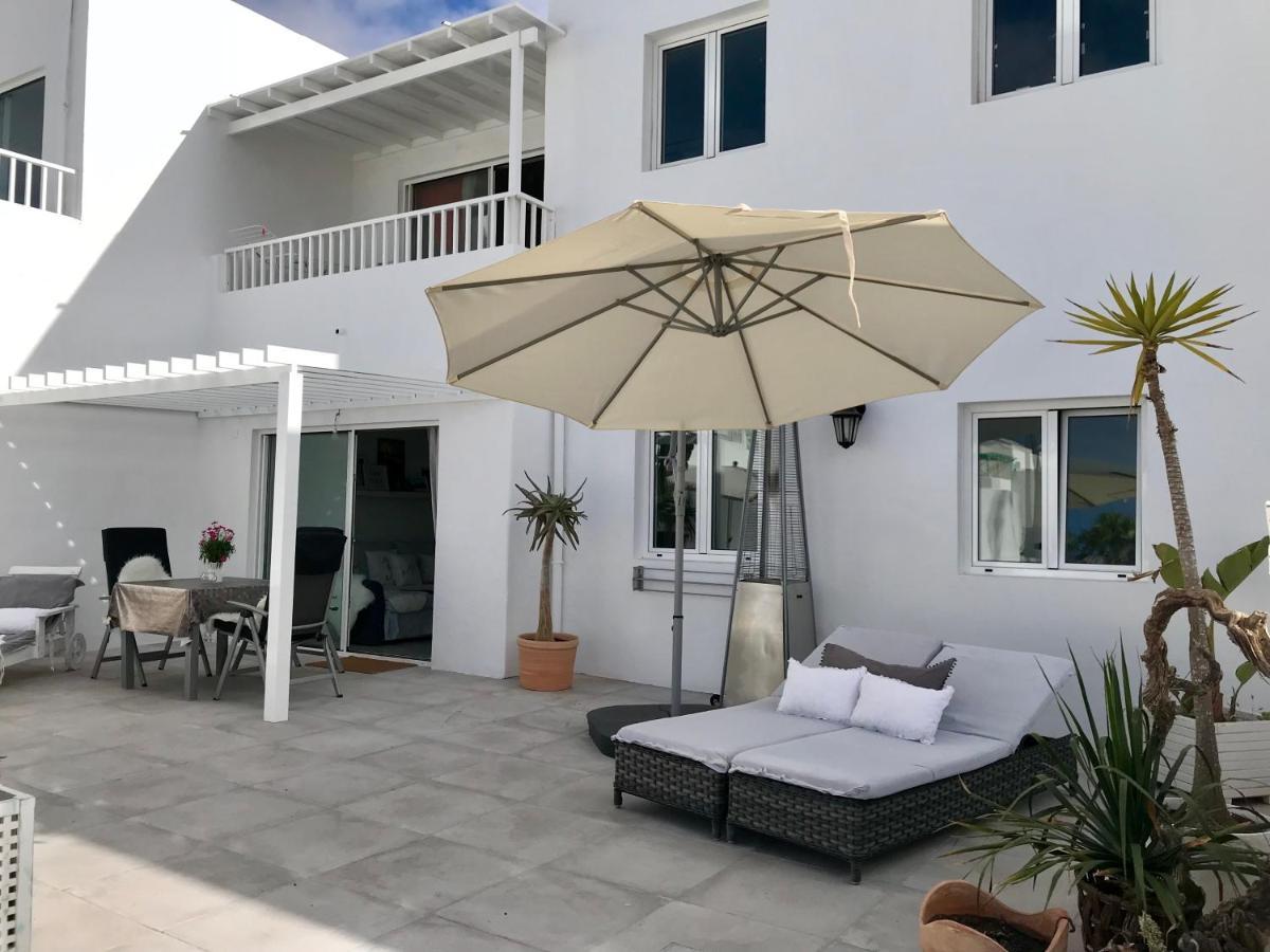 Romatic Casa Blanca Apartment Costa Teguise Exterior foto